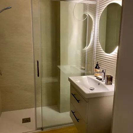 Mila Odmiana - Enklawa